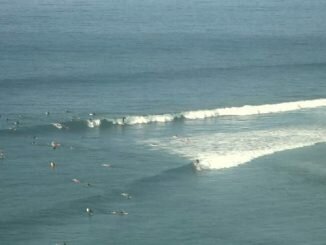 Malibu California Topanga Beach Surf Live Streaming Webcam